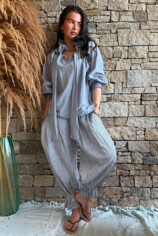 Larc Poet Blouse Cloud